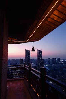  七十余年财政格局演变，沿海省份持续领先；2025年东部修复明显，中西部分化加剧。 股票财经 七十余年财政格局演变，沿海省份持续领先；2025年东部修复明显，中西部分化加剧。 股票财经