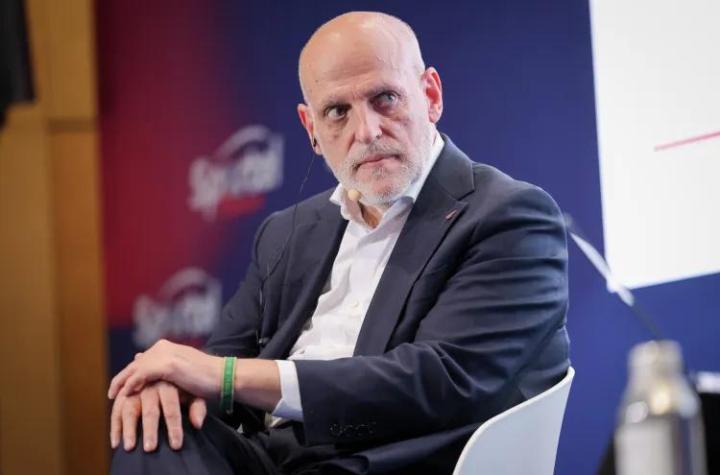 西甲公平原则不容置疑;特瓦斯否认偏袒传闻,强调规则人人遵守。 体育新闻