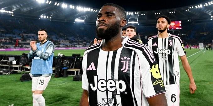 尤文图斯转会动态更新,博加个人条款已敲定;买断计划稳步推进。 体育新闻 尤文图斯转会动态更新,博加个人条款已敲定;买断计划稳步推进。 体育新闻