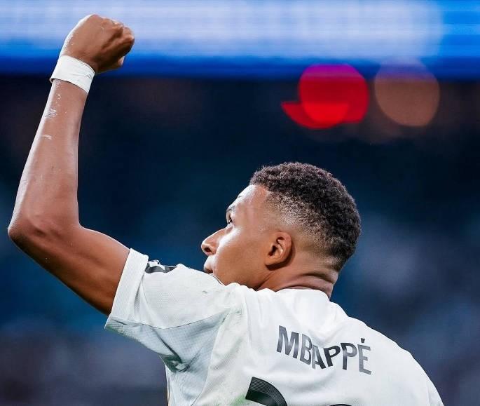 姆巴佩回归渐入佳境;皇马内部乐观评估,他已接近巅峰状态。 体育新闻