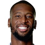 葡萄牙前锋闪耀绿茵;埃弗顿主场大胜切尔西,贝托荣膺英超周最佳球员。 体育新闻